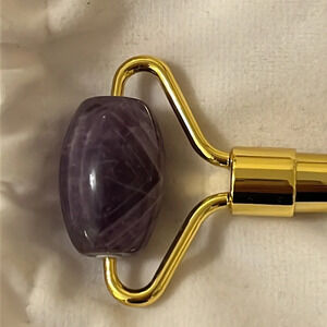 New Arbonne branded Amethyst Facial Roller
